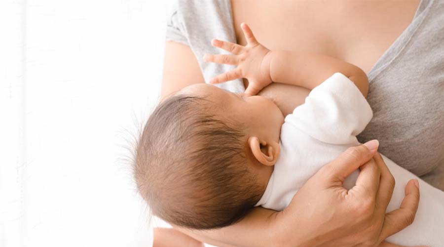 لا تحرمي طفلك من الرضاعة الطبيعية