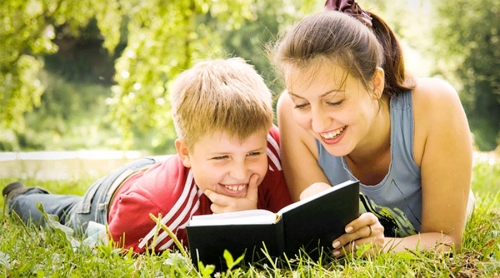 Comment encourager votre enfant à lire?